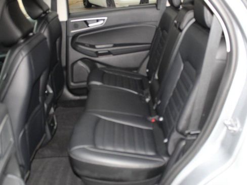 Used 2024 Ford Edge SEL image 15
