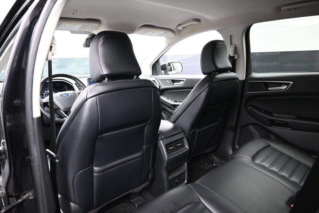 Used 2024 Ford Edge SEL AWD/4WD image 18