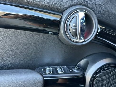 Used 2021 MINI Cooper S w/ 6.5" Touchscreen Package FWD image 12