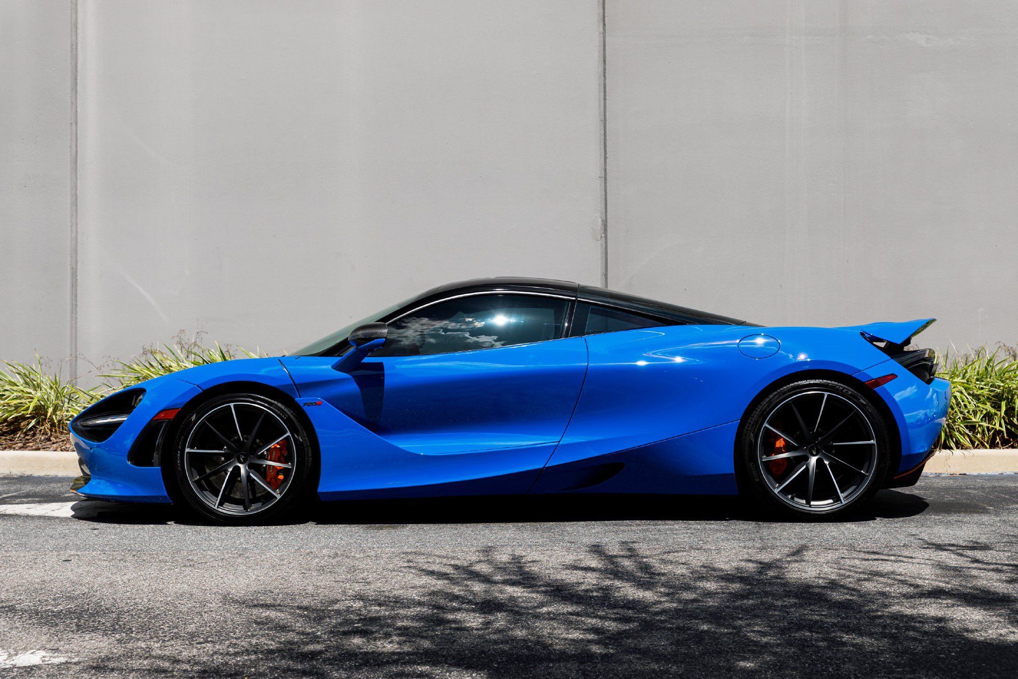 Used 2019 McLaren 720S Luxury RWD image 5