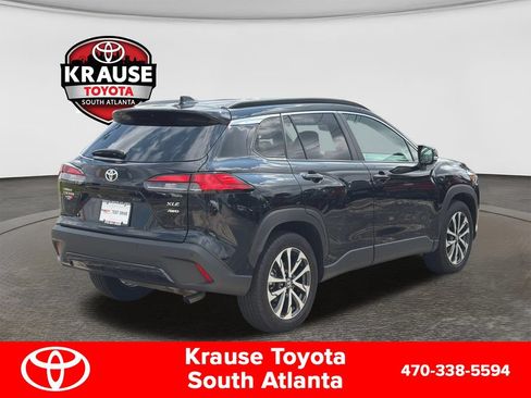 Used 2023 Toyota Corolla Cross XLE AWD/4WD image 5