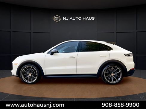 Used 2023 Porsche Cayenne Turbo GT AWD/4WD image 7