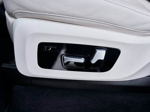 Used 2024 BMW ALPINA XB7 ALPINA XB7 image 58