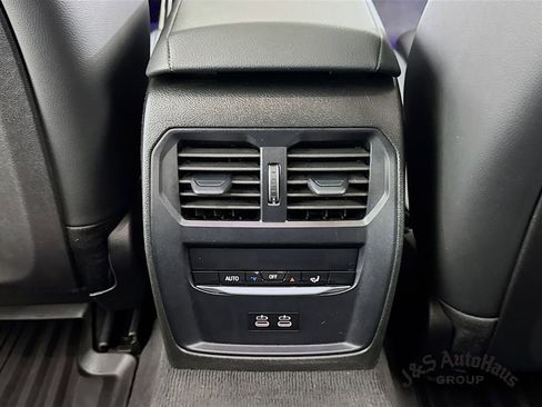 Used 2025 BMW M340i xDrive w/ Parking Assistance Package image 31