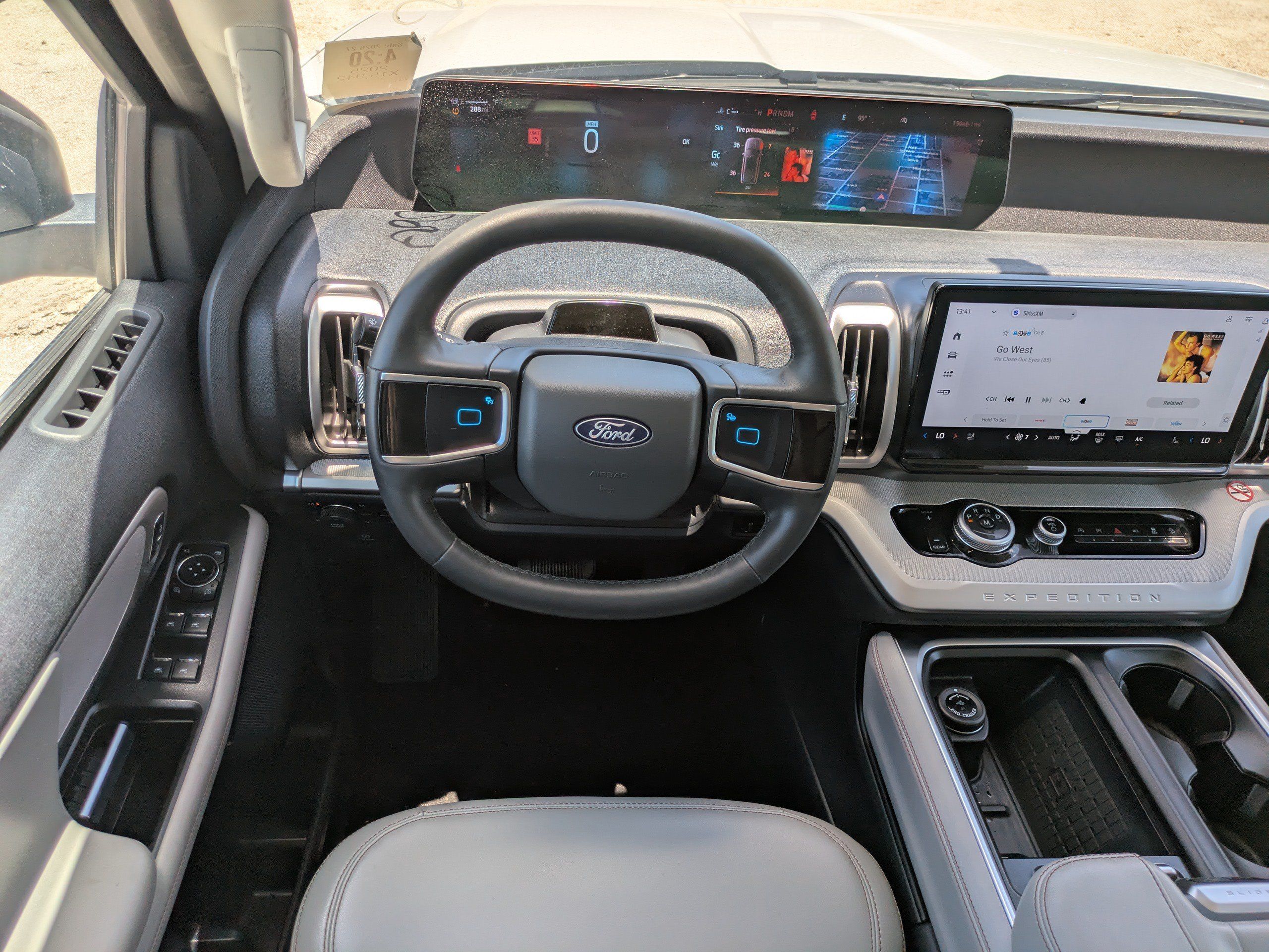 Used 2025 Ford Expedition Active AWD/4WD image 15