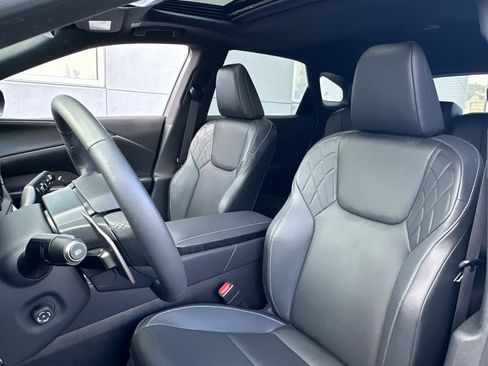 Certified 2024 Lexus RX 350 FWD w/ Technology Package image 5