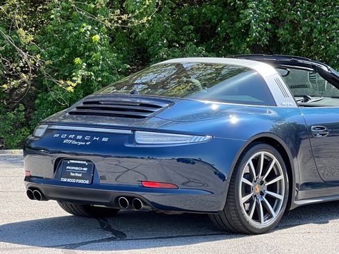 Certified 2015 Porsche 911 Targa 4 AWD/4WD image 10