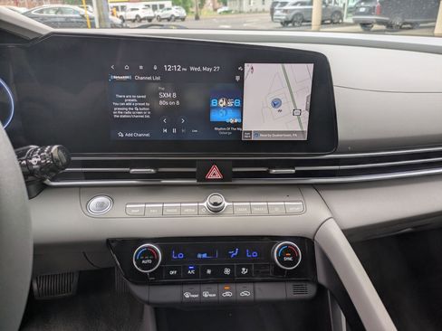 Certified 2024 Hyundai Elantra SEL FWD image 16