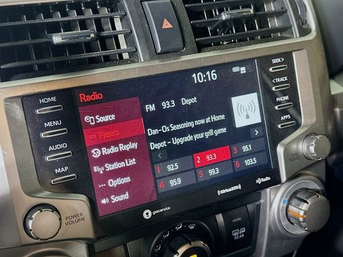 Used 2022 Toyota 4Runner SR5 Premium AWD/4WD image 29
