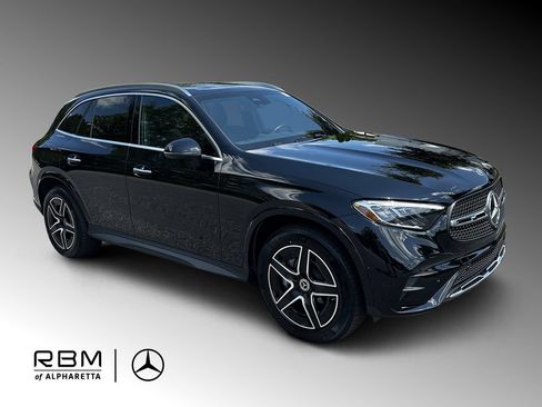 Certified 2026 Mercedes-Benz GLC 300 image 1