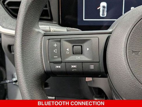 Certified 2025 Nissan Kicks SV w/ SV Premium Package AWD/4WD image 18
