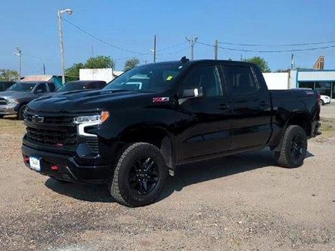 Certified 2025 Chevrolet Silverado 1500 LT Trail Boss w/ Convenience Package II AWD/4WD image 4
