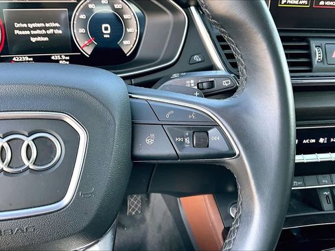 Used 2022 Audi Q5 2.0T Premium Plus image 24