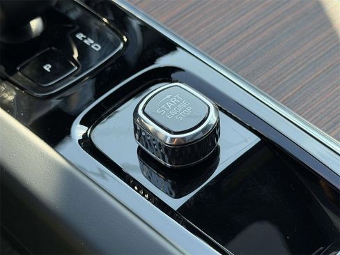 Used 2016 Subaru Forester 2.5i w/ Popular Package #1 image 8