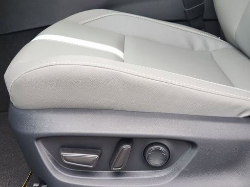 New 2026 Toyota Camry SE FWD image 22
