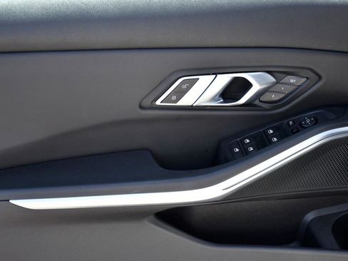 Used 2022 BMW 330i Sedan w/ Premium Package 2 image 9