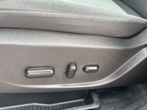 Used 2017 Ford C-MAX SE w/ Equipment Group 201A image 14