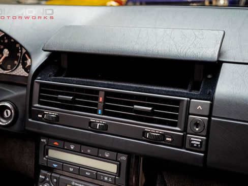 Used 2002 Mercedes-Benz SL 500 Silver Arrow image 98
