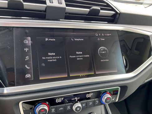 Used 2023 Audi Q3 2.0T Premium w/ Convenience Package image 31