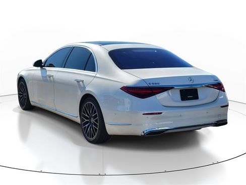 Used 2021 Mercedes-Benz S 580 4MATIC Sedan image 3