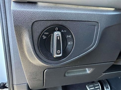 Used 2023 Volkswagen Atlas Cross Sport SEL R-Line image 25