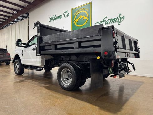 Used 2017 Ford F350 XL w/ Power Equipment Group AWD/4WD image 6
