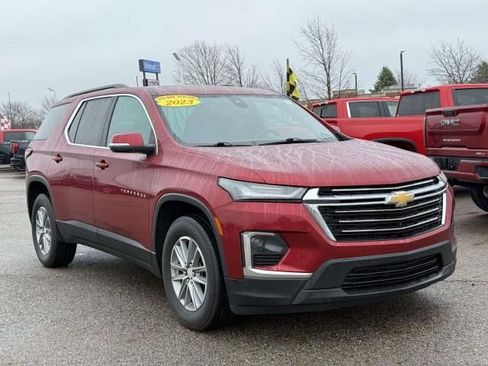 Certified 2023 Chevrolet Traverse LT image 4
