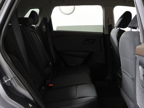 Used 2023 Nissan Rogue S image 26