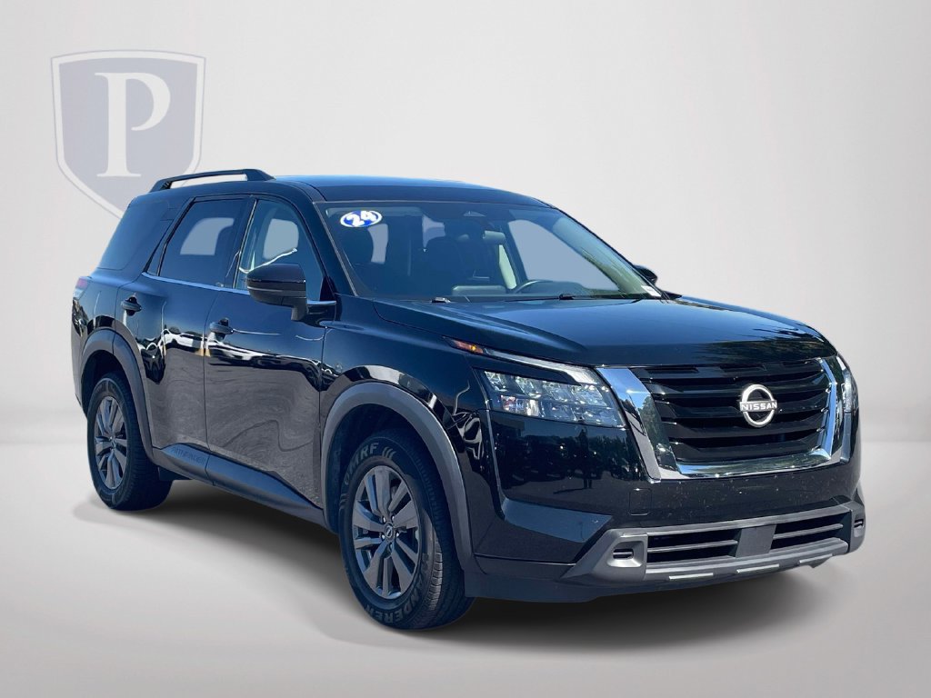 Used 2024 Nissan Pathfinder SV AWD/4WD image 2