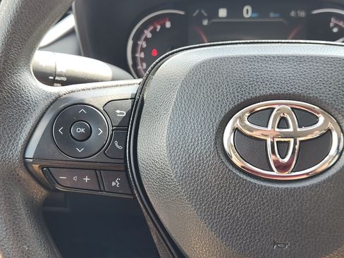 Certified 2025 Toyota RAV4 XLE AWD/4WD image 18