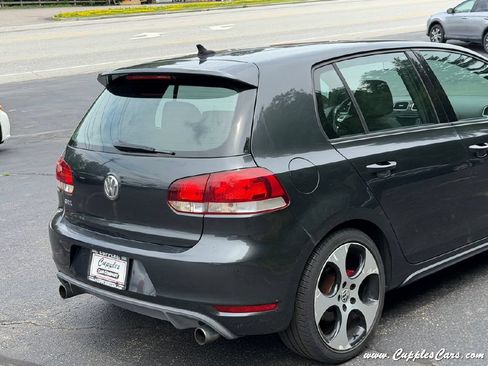 Used 2011 Volkswagen Golf 4-Door FWD image 37