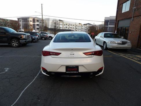 Used 2018 INFINITI Q60 Red Sport 400 w/ Sensory Package 3.0T Sport image 7