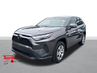 Used 2023 Toyota RAV4 LE AWD/4WD video 1