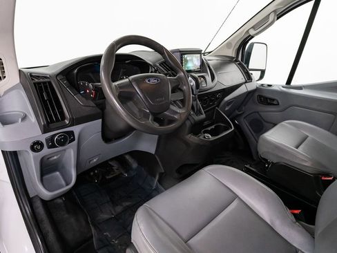 Used 2017 Ford Transit 250 130 Low Roof image 9