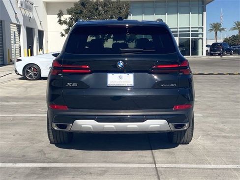 Certified 2024 BMW X5 xDrive40i w/ Premium Package image 8