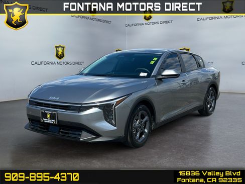 Used 2025 Kia K4 FWD image 1