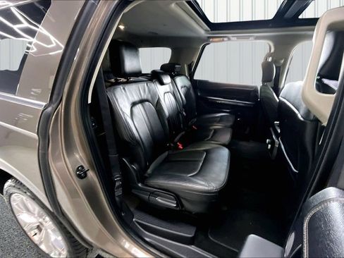 Used 2018 Ford Expedition Max Platinum image 27