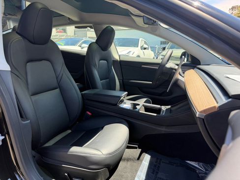 Used 2023 Tesla Model 3 Standard Range RWD image 31