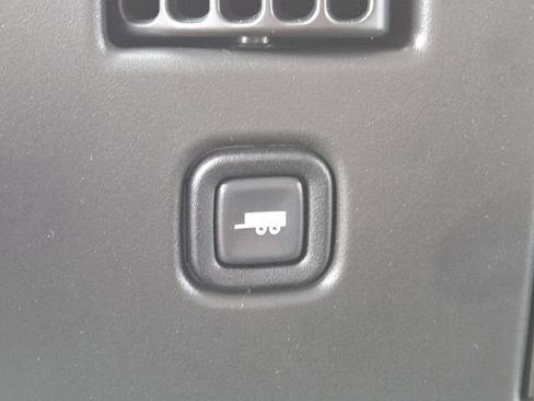 New 2026 GMC Savana 2500 w/ Driver Convenience Package RWD image 4