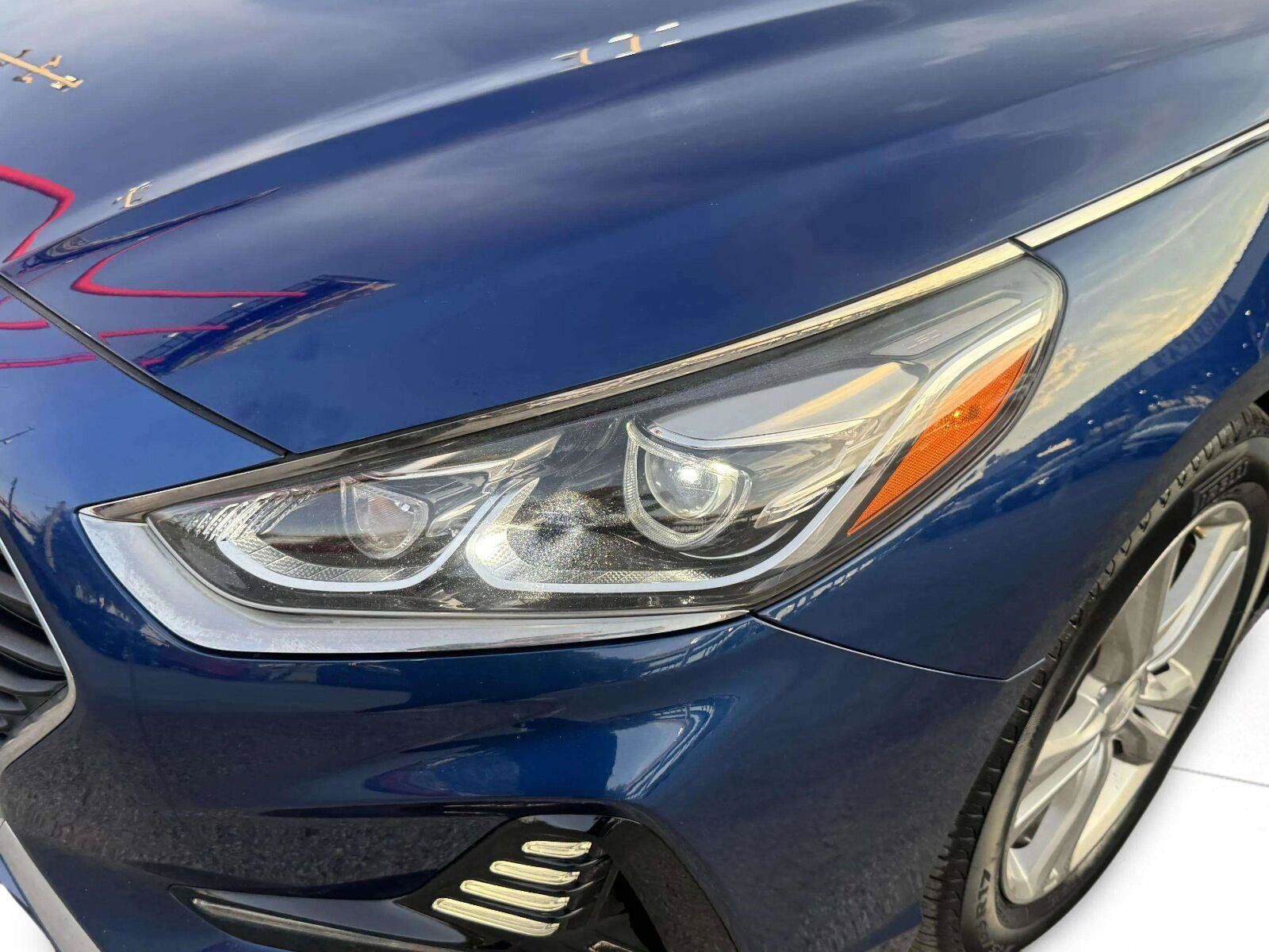 Used 2018 Hyundai Sonata Limited w/ Cargo Package FWD image 12