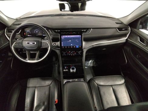 Used 2022 Jeep Grand Cherokee L Limited w/ Luxury Tech Group II image 44