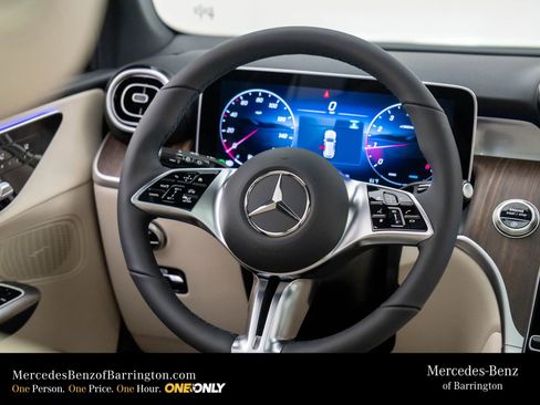 New 2026 Mercedes-Benz GLC 300 4MATIC image 12