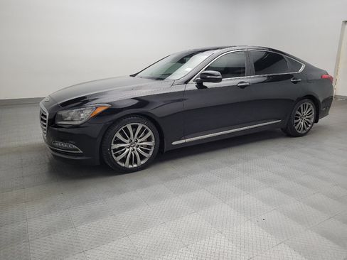 Used 2015 Hyundai Genesis 5.0 RWD image 2