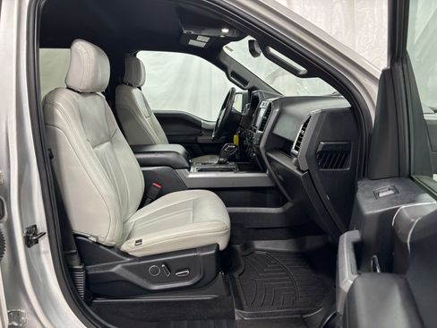 Used 2016 Ford F150 XLT w/ Equipment Group 302A Luxury image 15