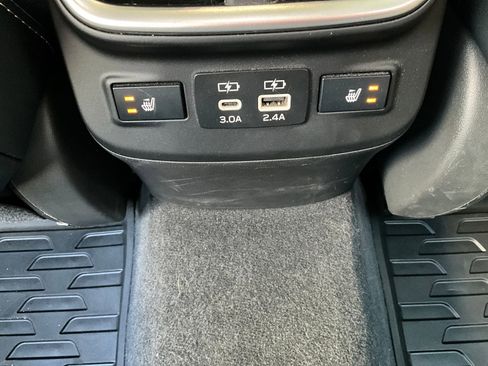 Certified 2024 Subaru Outback Limited image 37