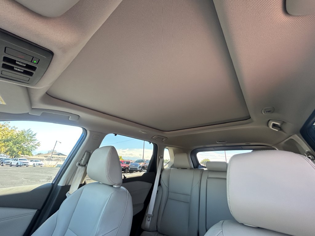 Used 2021 Nissan Rogue SL AWD/4WD image 29