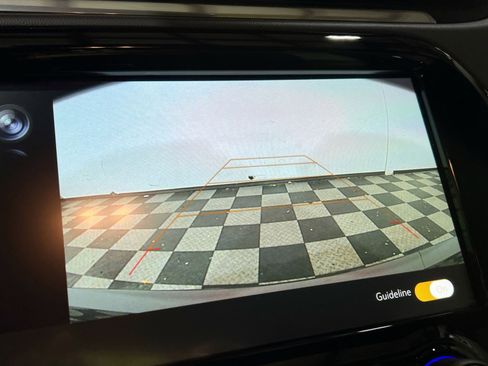 Used 2020 Chevrolet Bolt LT image 34