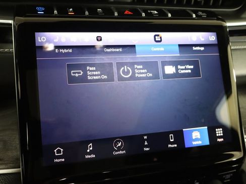 Used 2023 Jeep Grand Cherokee 4WD 4xe image 37