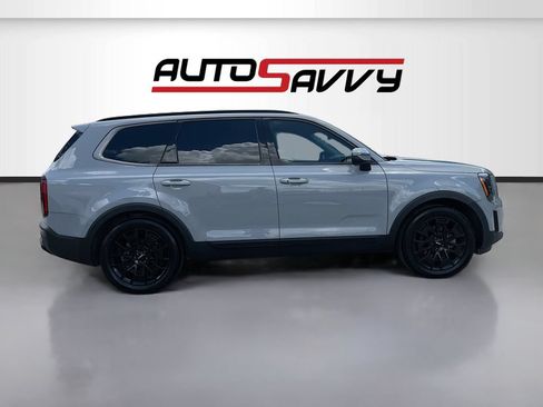 Used 2022 Kia Telluride EX w/ EX Premium Package AWD/4WD image 8