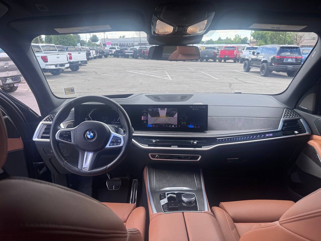 Used 2025 BMW X5 xDrive40i w/ M Sport Package AWD/4WD image 7